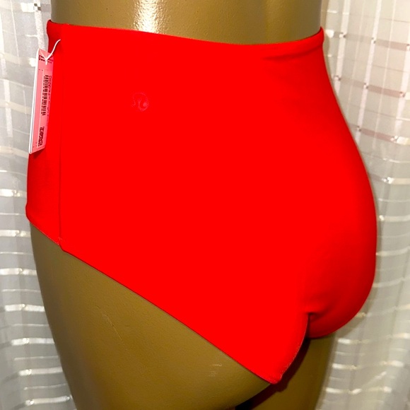 NWT Waterside Swim Top C (8) & High-Waist Skimpy-Fit Swim Bottom (6) - Picture 5 of 8